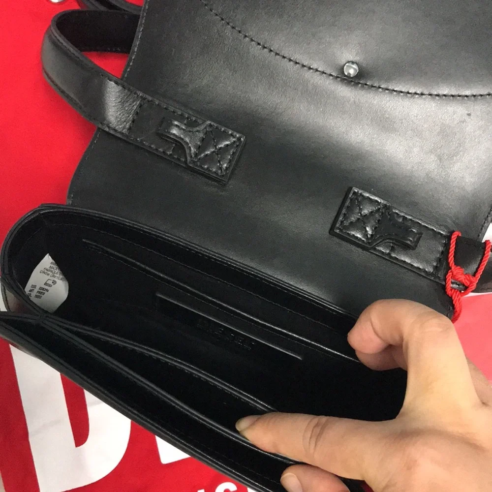 Diesel 1DR-lconic shoulder bag in nappa leather Black - Picture 4 of 7